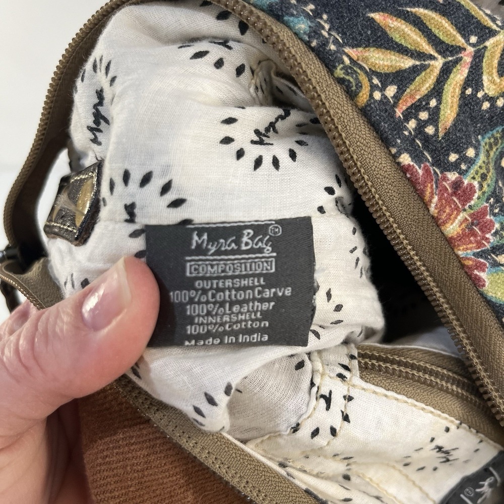 Myra Bag Sillage Floral Canvas & Fur Boho Western Crossbody Shoulder Bag - Picture 5 of 6